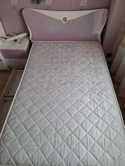 Юношеско Легло с матрак -130 лв