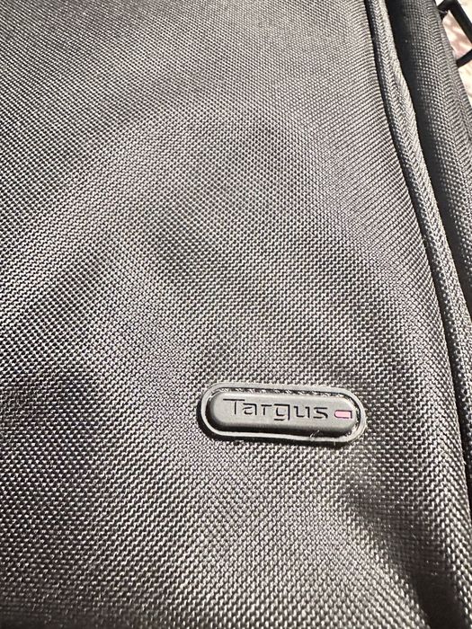 Geantă laptop nouă