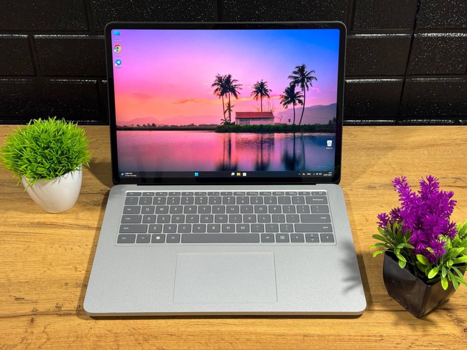 Surface Laptop Studio 2 - 14.4”32гб 4050