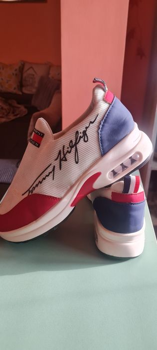 Tommy Hilfiger спортни обувки,  сникърси