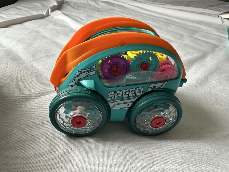 Музыкальные игрушки новые, в упаковке