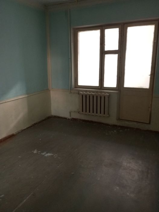 Продается 2 комнатная квартира, на 5/1. Этаж 2.