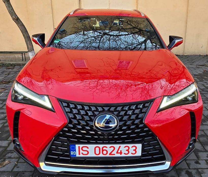 Lexus UX Luxury Line | HUD | Cam 360 | Garantie 12 Luni | Mark Levinson | 4x4