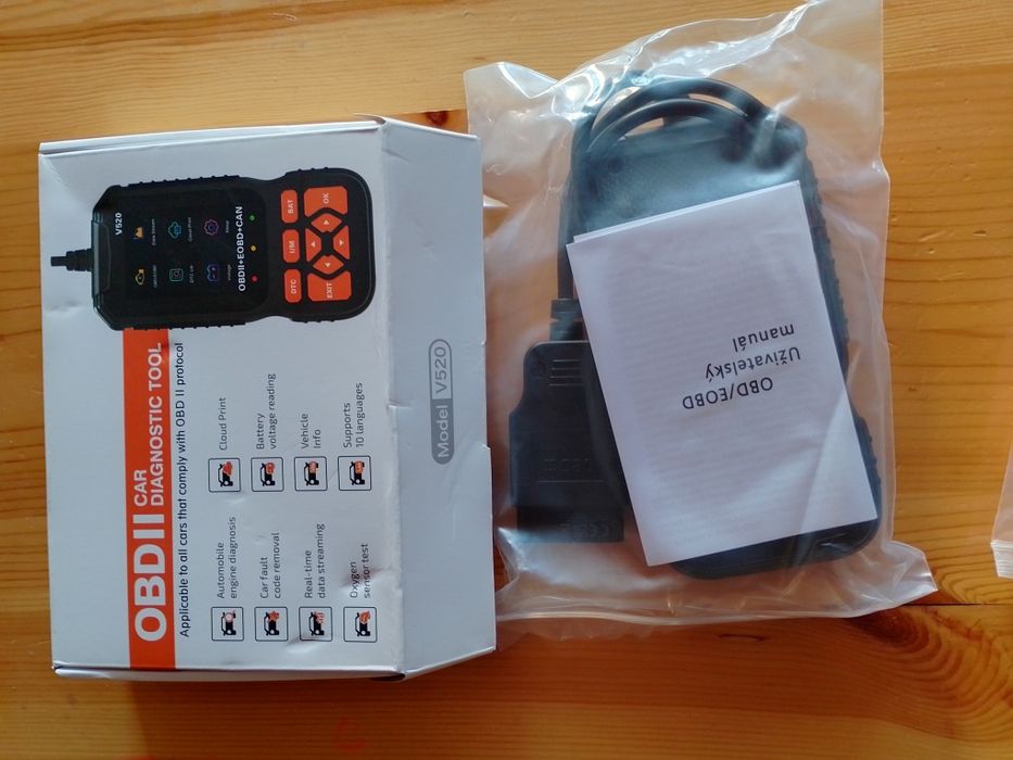 Диагностика скенер за автомобил OBD II Нова