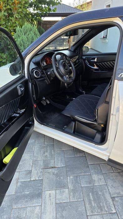 Vand MICROCAR M8 2013 -35390 km -ORIGINALI