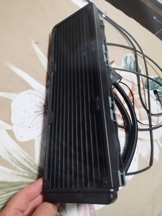 Thermaltake TOUGHLIQUID 360 (CL-W321-PL12BL-A)
