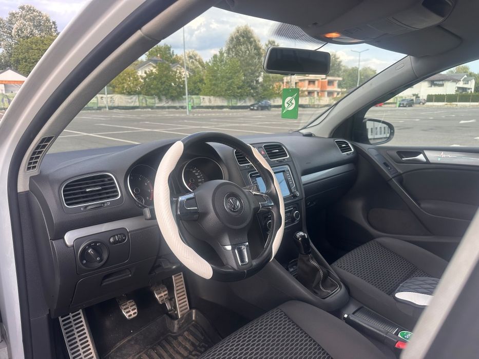 Vând Golf 6 1,4 benzină