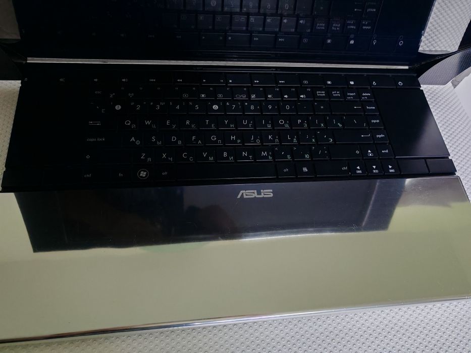 Ноутбук Asus NX90JQ