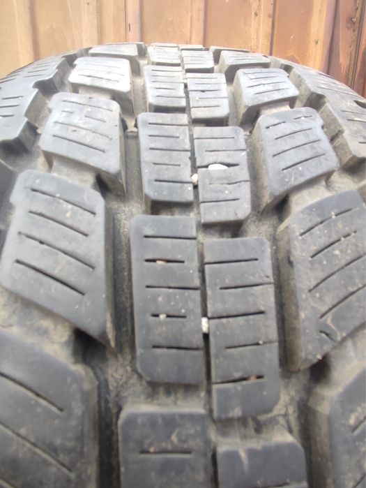 Всесезонни гуми за бус PETLAS