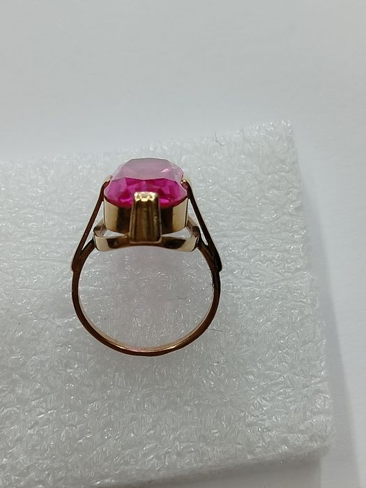 Продам золотое кольцо