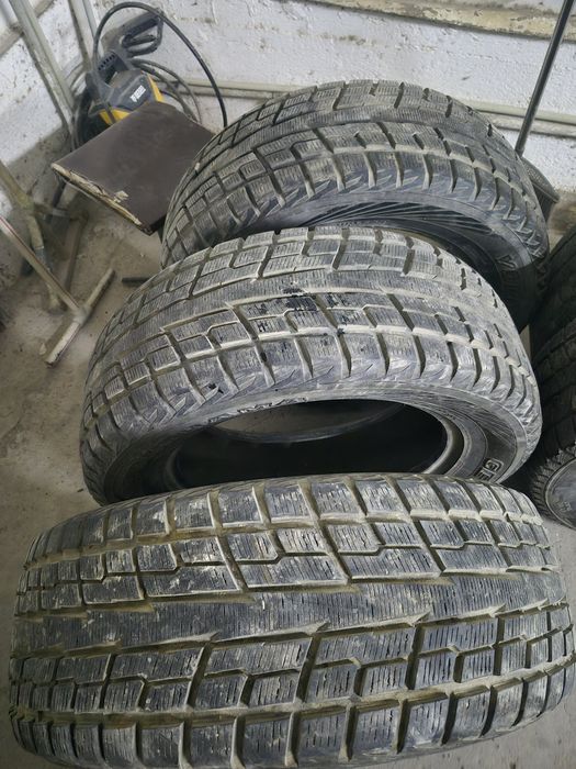 Покрышка roadstone