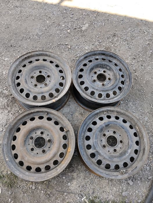 Диски Мерседес 190  р15 продам