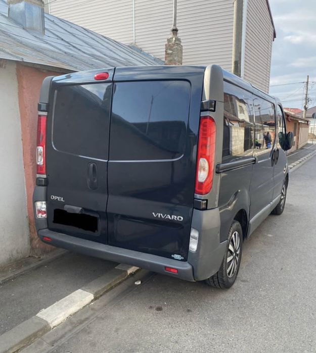Opel Vivaro 2011