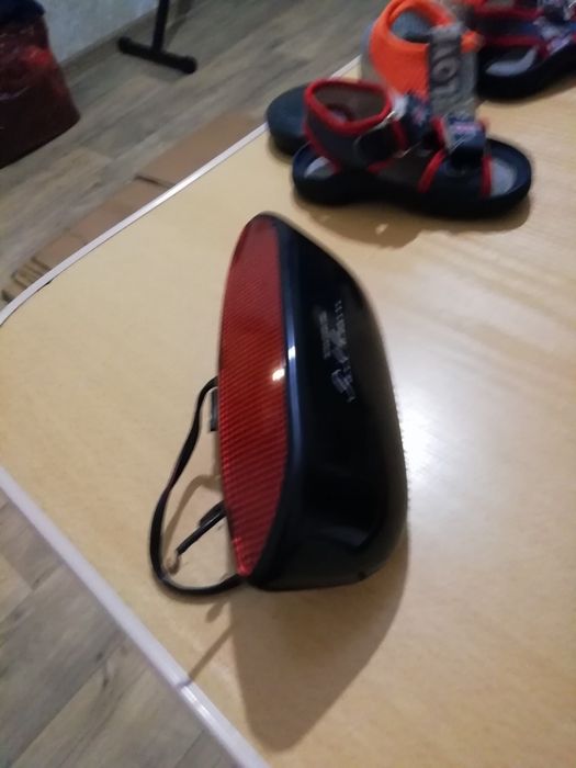 Фара продам