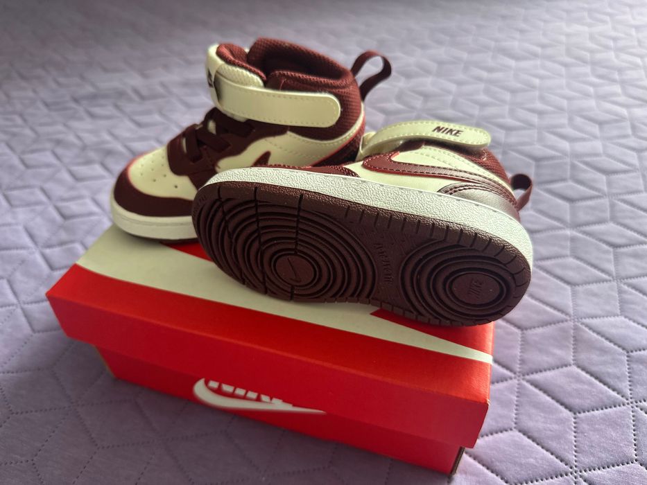 Детски кецове Nike borough mid 2