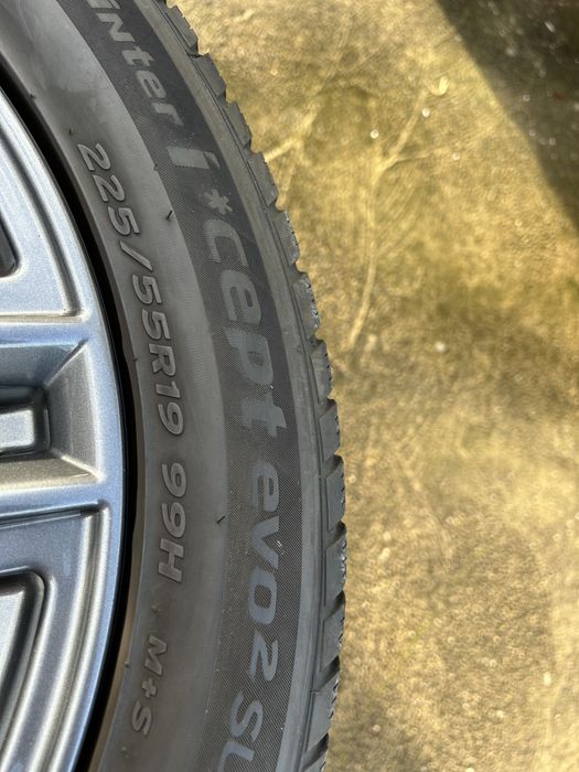 4 зимни гуми hankook 225 55 19