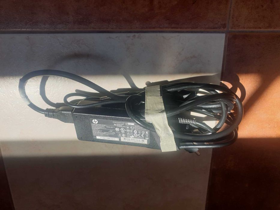 Зарядно за HP лаптоп