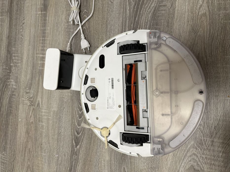 Робот пылесос моющий