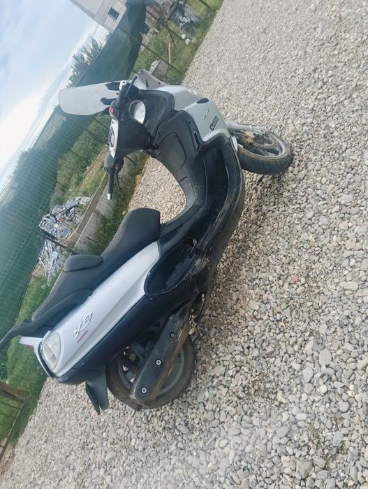 Vând Piaggio X9 500cc injectie