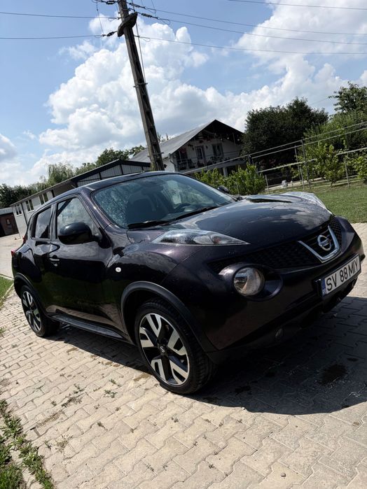 NISSAN Juke