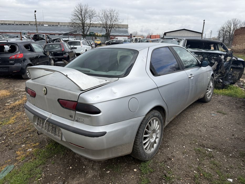 Alfa Romeo 156 2.4 JTD на части