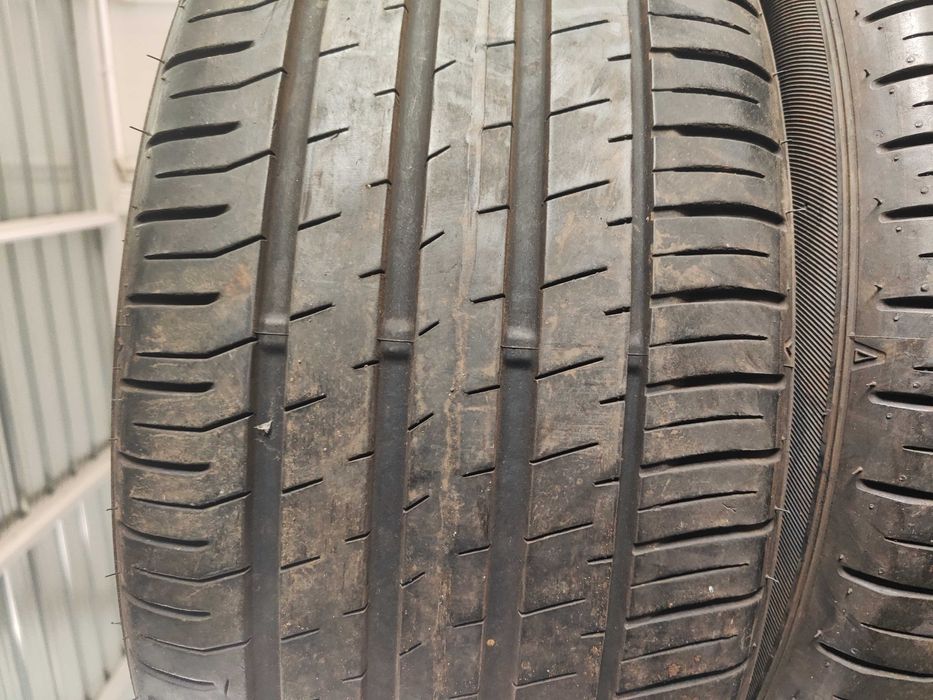 2бр. летни гуми 225/45/17 Falken