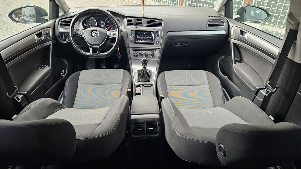 Vw Golf 7  Hatchbeak