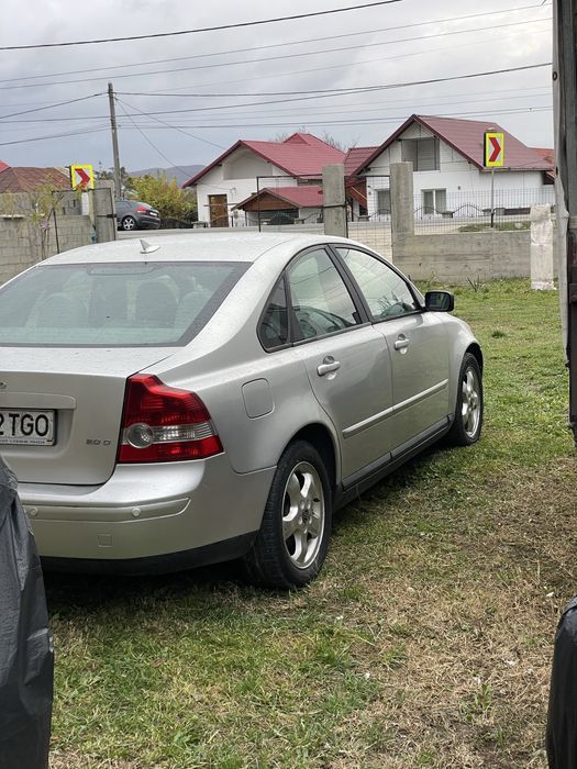 Vand sau Schimb Volvo s40