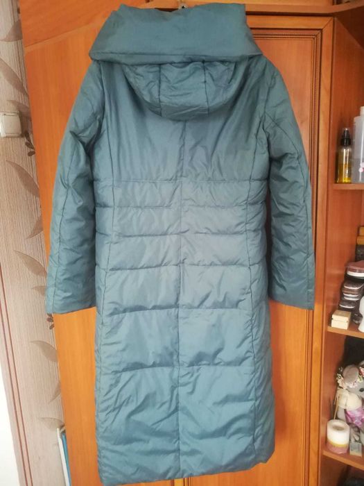 Продам женский пуховик