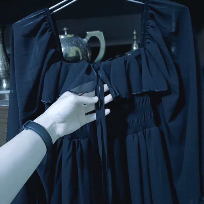 Шикарное чёрное платье для милых дам