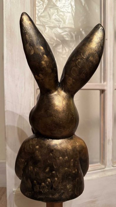 Голям Великденски заек, масивен, ръчно рисуван.