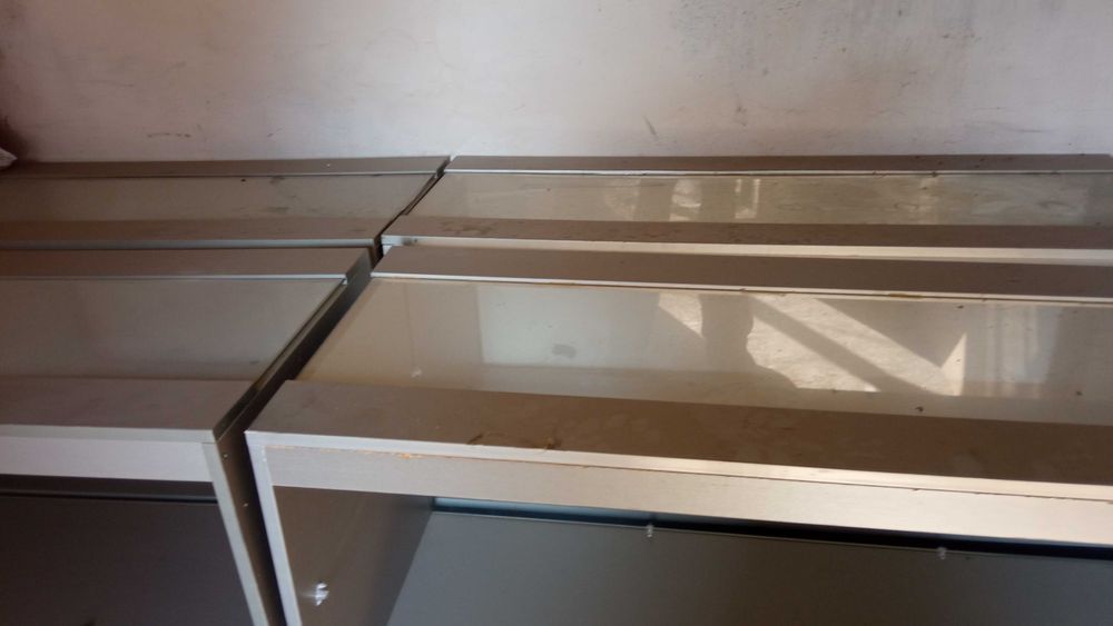 Продам торговую витрину