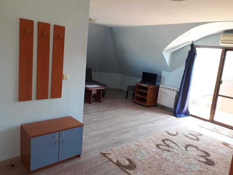 Дава се под наем Едностаен апартамент в Банкя - 60 кв.м за 675 € - Снимка #2