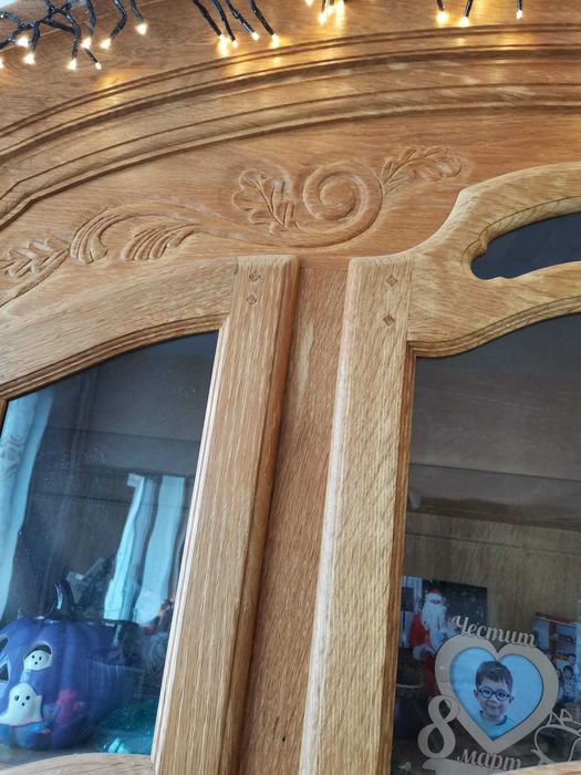 Дървена Секция масив с дърворезба