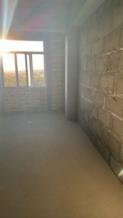 2 хонали 75кв.м². 5-қаватда 8 қаватли лифтли дом ор: Аэропорт