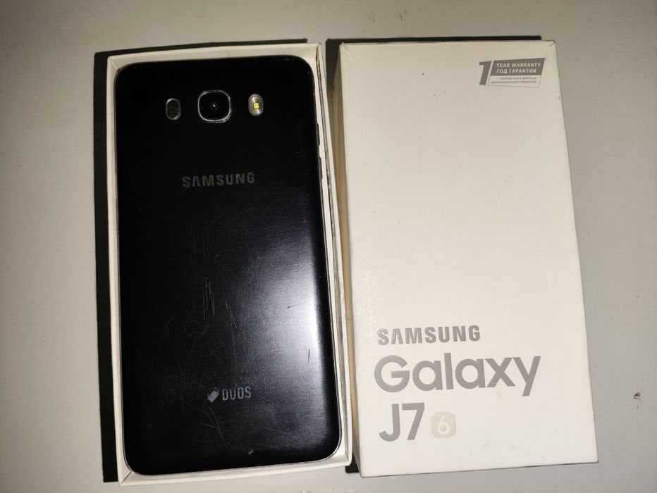Samsung Galaxy J7 (16)