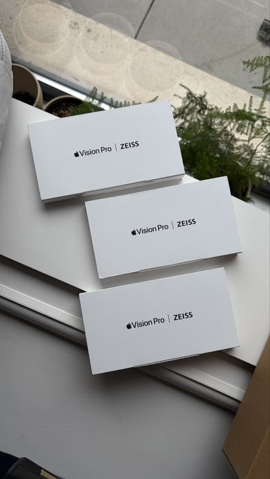 Apple Vision Pro 1TB & Aaple Care+