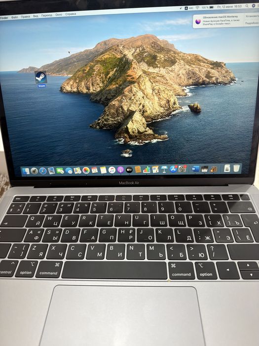 Продам MakBook Air 2019 года