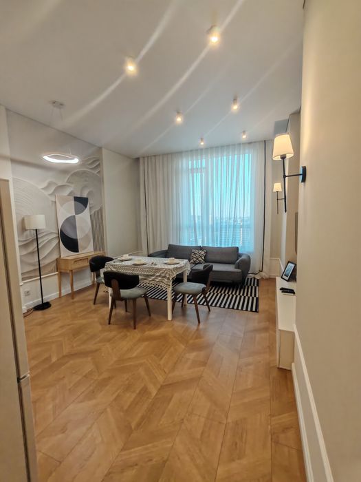 2 Ком Квартира по суточно