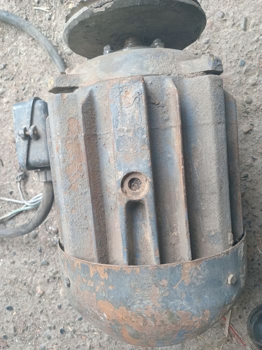 Электродвигатель.