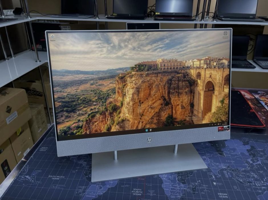 Моноблок HP AIO 24 Ryzen 5-4500U/16GB/SSD256/FHD
