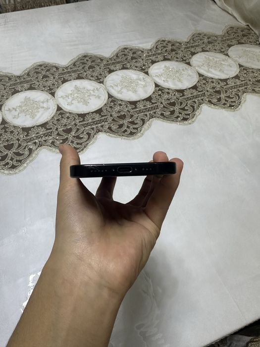 Iphone 16 pro 256gb 94% yomks 300 sikl