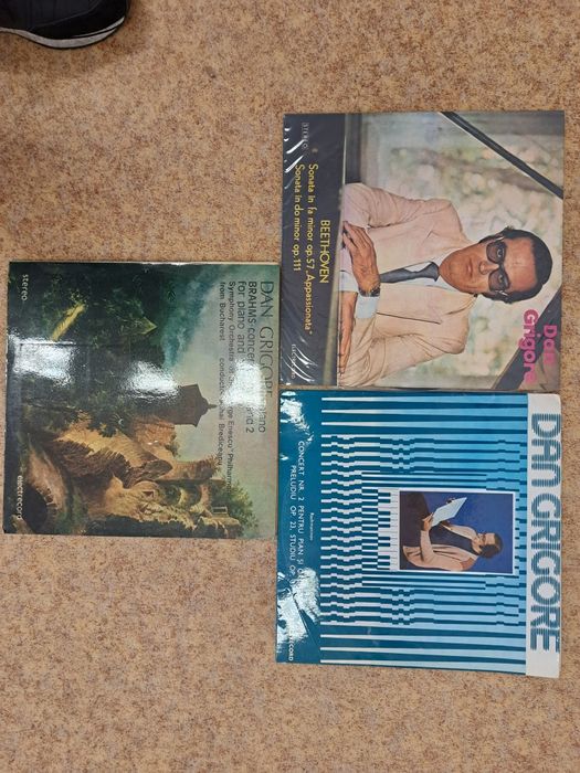 Vinil, OCAZIE, 200 lei