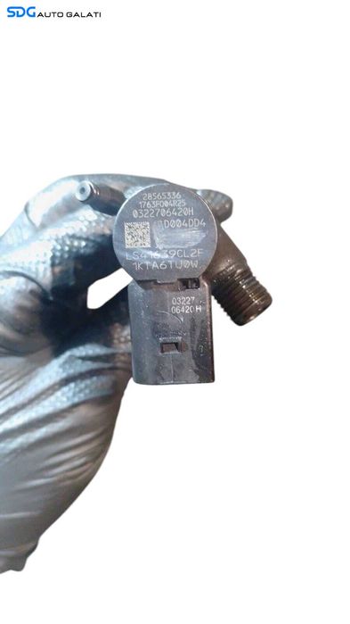Injector Injectoare Seat Leon 5F 1.6 TDI DDYB CXXA CLHB DBKA CRKB CXXB DGTE DDYA 2012 - 2020 Cod 28565336 [M7956]