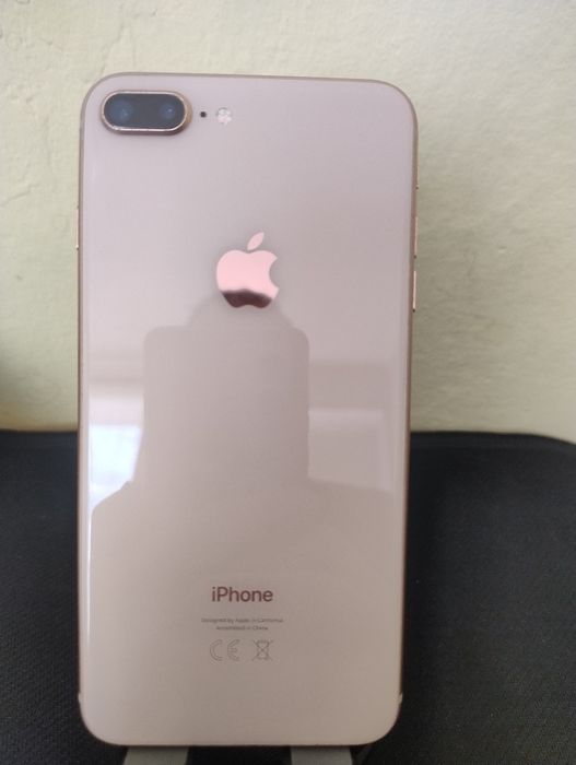 IPHONE 8 plus 64gb,fără cont iCloud