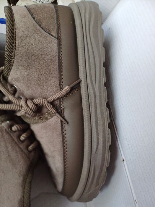 Продам мужские ботинки