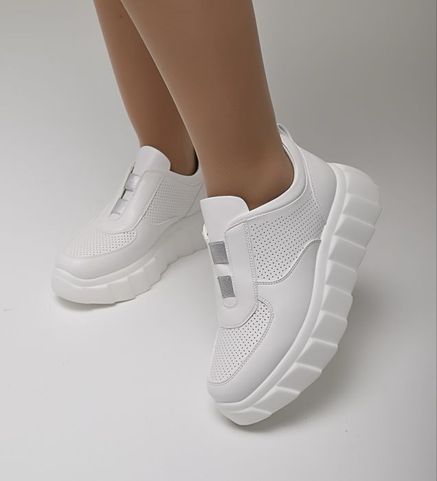 Полуботинки