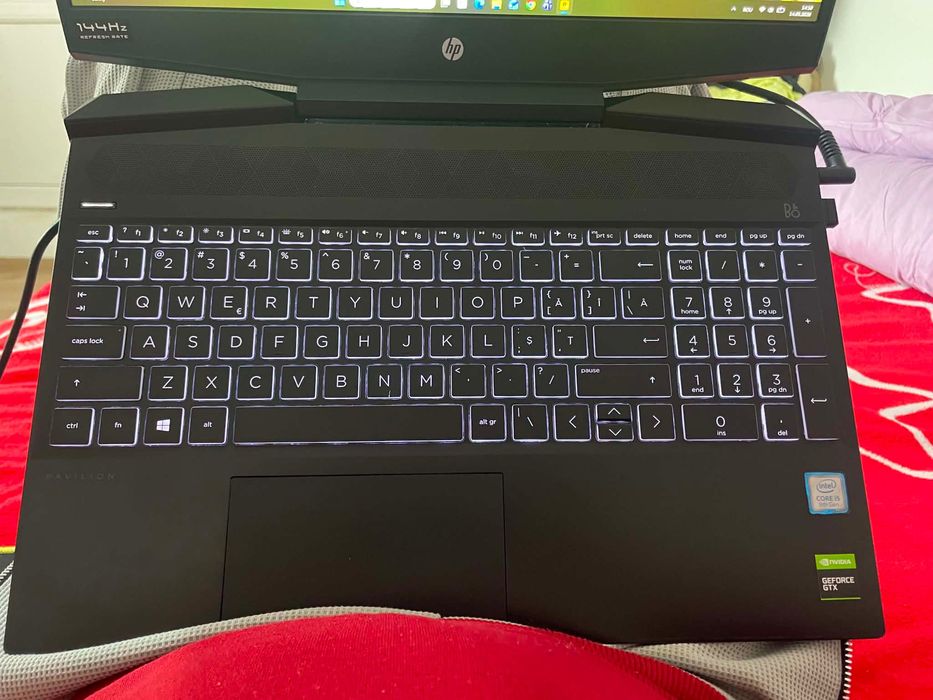 Laptop HP de gaming 1600 lei