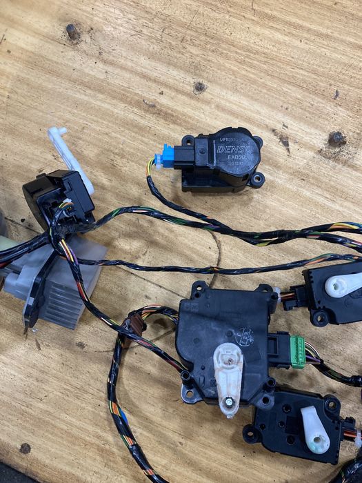 Range rover sport 2012г 3.0d 245кс мотор,реостат и модули парно