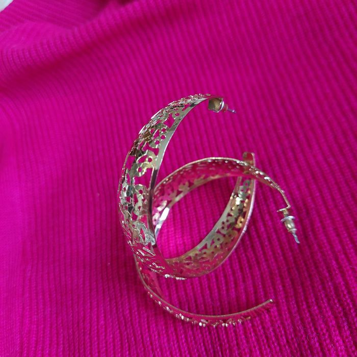 Продам новые серьги